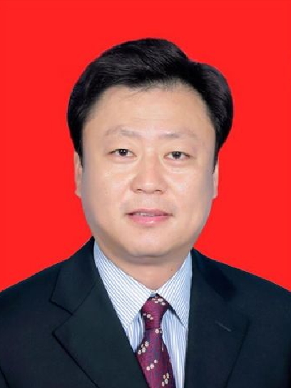 何志中 何志中