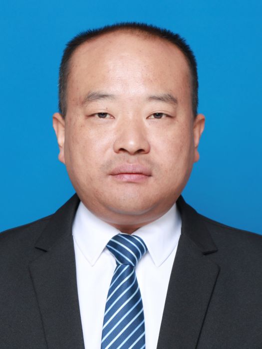 方震(桐城市水利局黨組成員、水政監察大隊大隊長) 方震(桐城市水利局黨組成員、水政監察大隊大隊長)