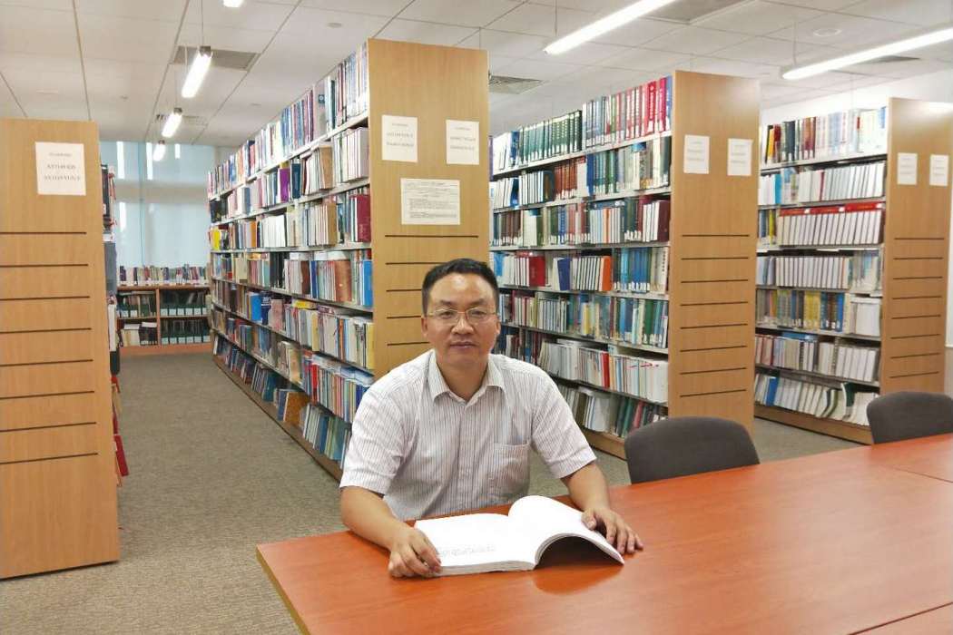 羅亮(南昌大學廉政研究中心廉政治理研究所所長) 羅亮(南昌大學廉政研究中心廉政治理研究所所長)