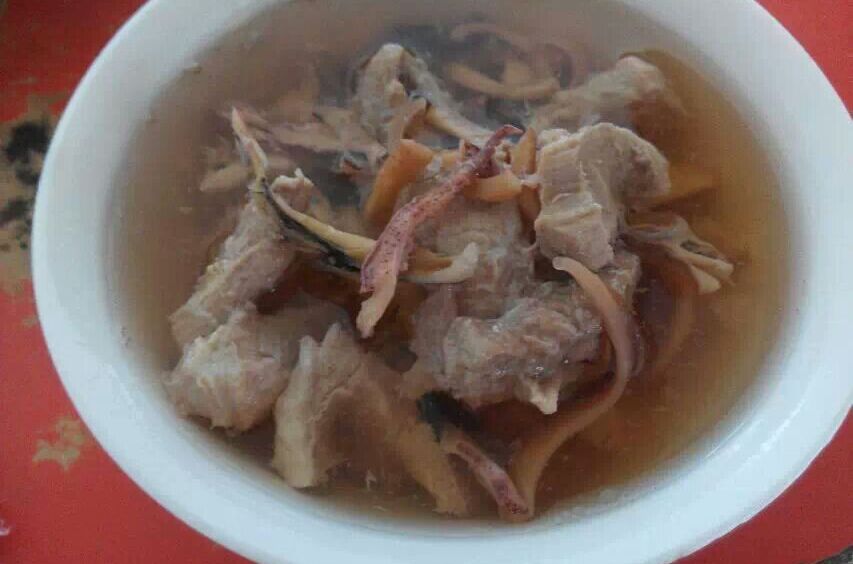 螺肉魷魚湯