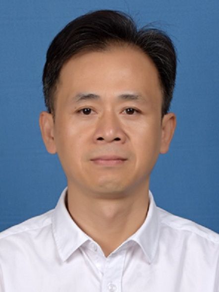 劉煒(贛州市章貢區人大常委會黨組成員、副主任) 劉煒(贛州市章貢區人大常委會黨組成員、副主任)