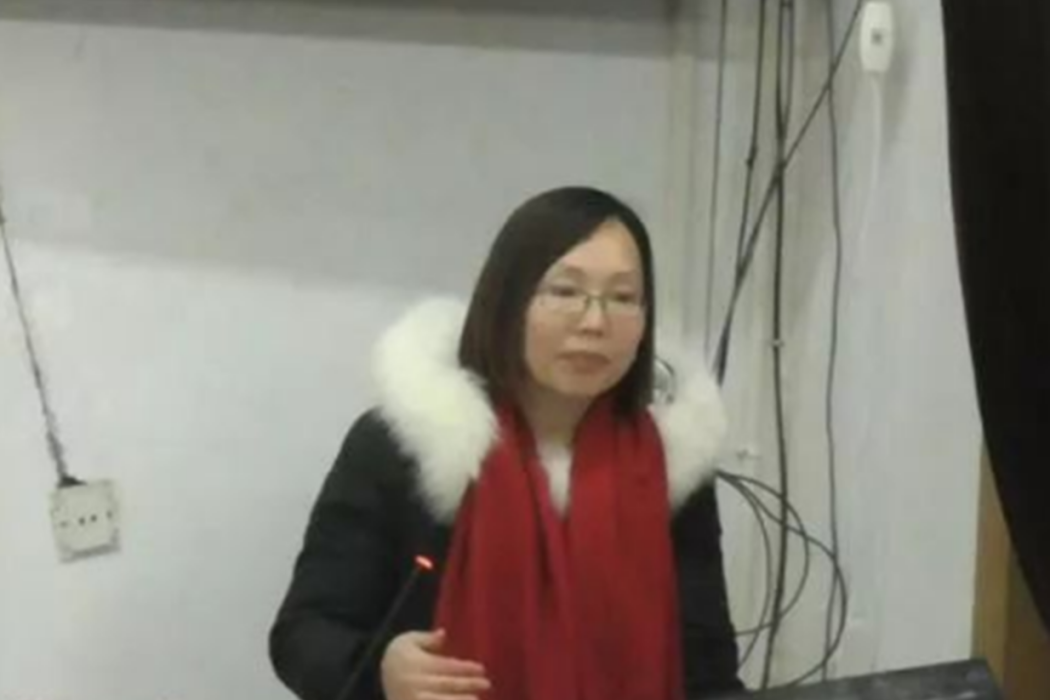 李霞(石家莊實驗中學教師) 李霞(石家莊實驗中學教師)