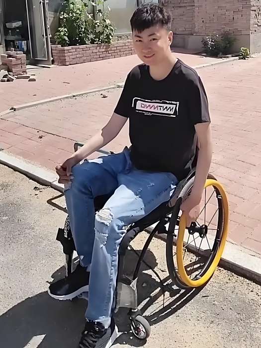 王楚曦吖 王楚曦吖