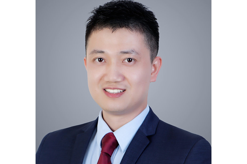 何柏亮 何柏亮