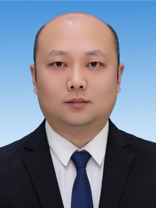 陳飛(湖南省岳陽市華容縣人民政府副縣長) 陳飛(湖南省岳陽市華容縣人民政府副縣長)