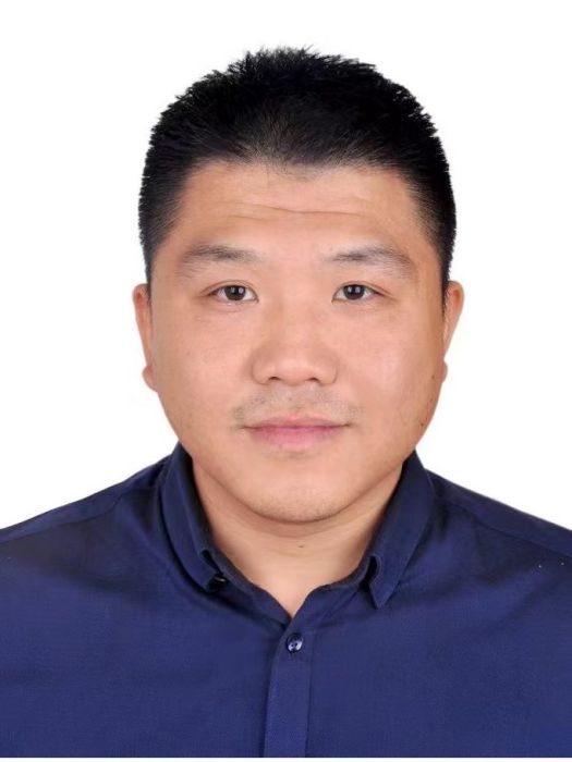李傑夫(四川省簡陽市教育局黨組成員、市紀委監委派駐市教育局紀檢監察組組長) 李傑夫(四川省簡陽市教育局黨組成員、市紀委監委派駐市教育局紀檢監察組組長)