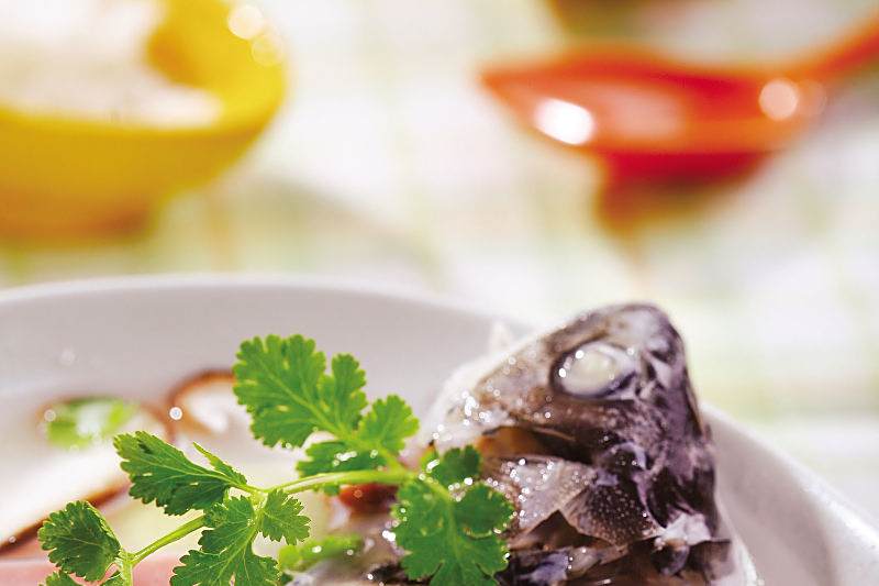 火腿鯽魚 火腿鯽魚