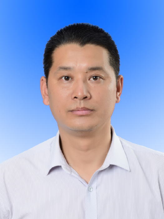 徐金貴(頭屯河農場黨委常委、武裝部長) 徐金貴(頭屯河農場黨委常委、武裝部長)