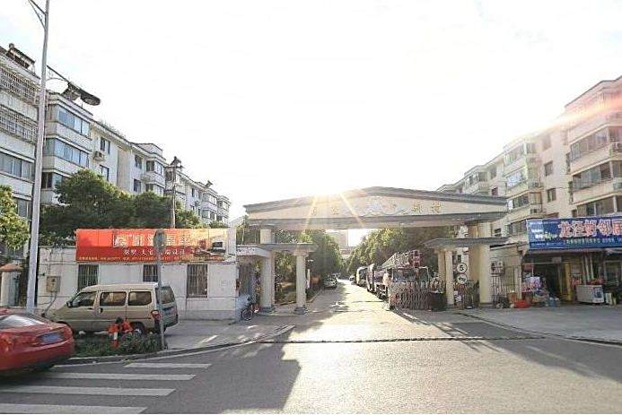 廟涇新村 廟涇新村