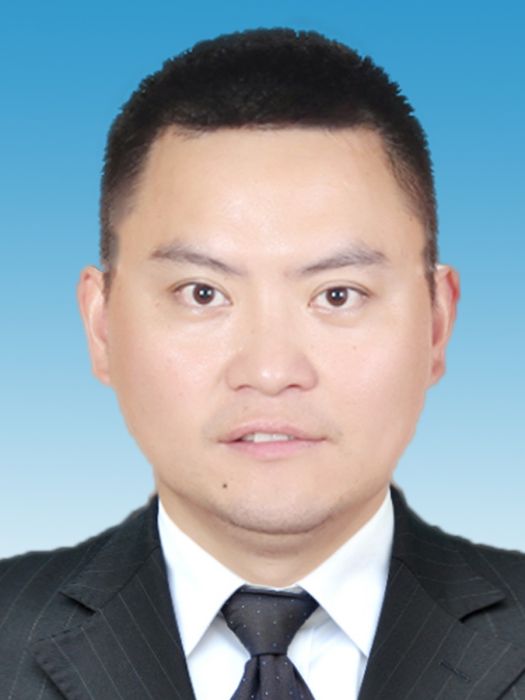 劉建華(四川省都江堰市文化體育和旅遊局黨組成員、副局長) 劉建華(四川省都江堰市文化體育和旅遊局黨組成員、副局長)