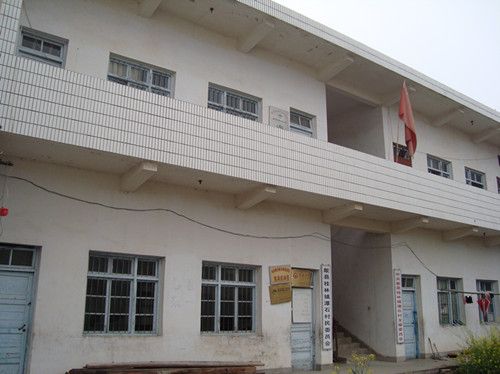 潭石村 潭石村
