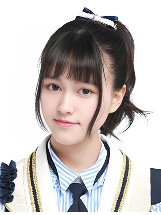 張韻雯(中國女歌手,SNH48成員) 張韻雯(中國女歌手,SNH48成員)