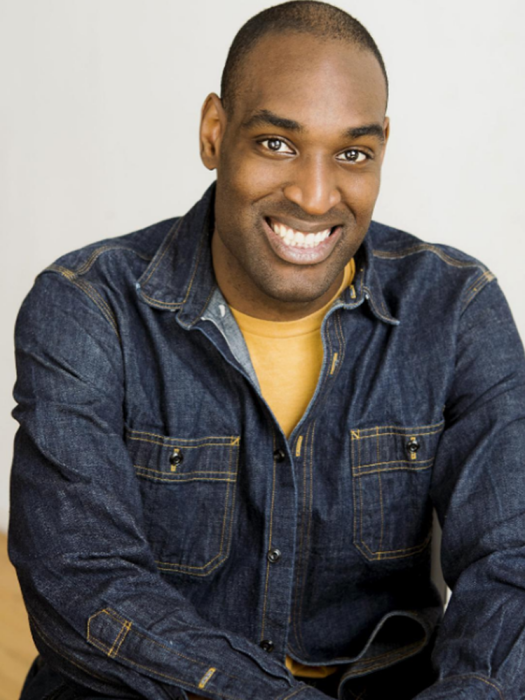 特洛伊·詹姆斯(Troy James) 特洛伊·詹姆斯(Troy James)