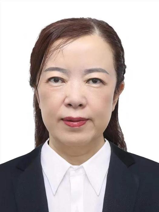 何佳(農工黨四川省遂寧市委會主委、市政協副主席) 何佳(農工黨四川省遂寧市委會主委、市政協副主席)