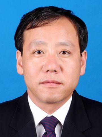 石峰(陝西省寶雞市千陽縣畜產局黨組書記、局長) 石峰(陝西省寶雞市千陽縣畜產局黨組書記、局長)