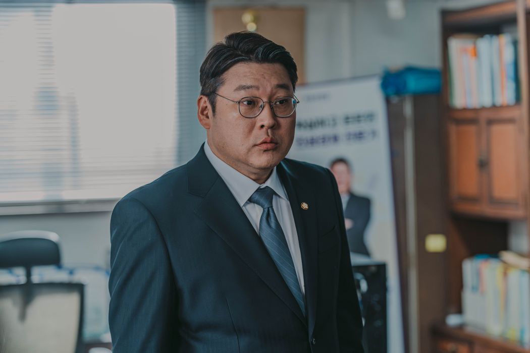 鄭二和(2024年韓國電視劇《法官大人》中的角色)