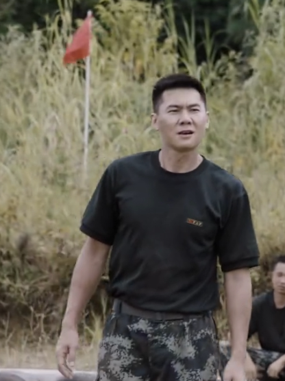 肖飛(當代軍旅題材電視劇《特戰榮耀》中的角色) 肖飛(當代軍旅題材電視劇《特戰榮耀》中的角色)