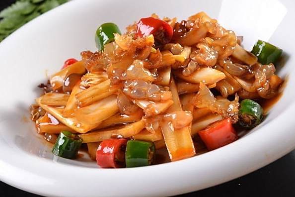 貝肉燉蜇頭 貝肉燉蜇頭