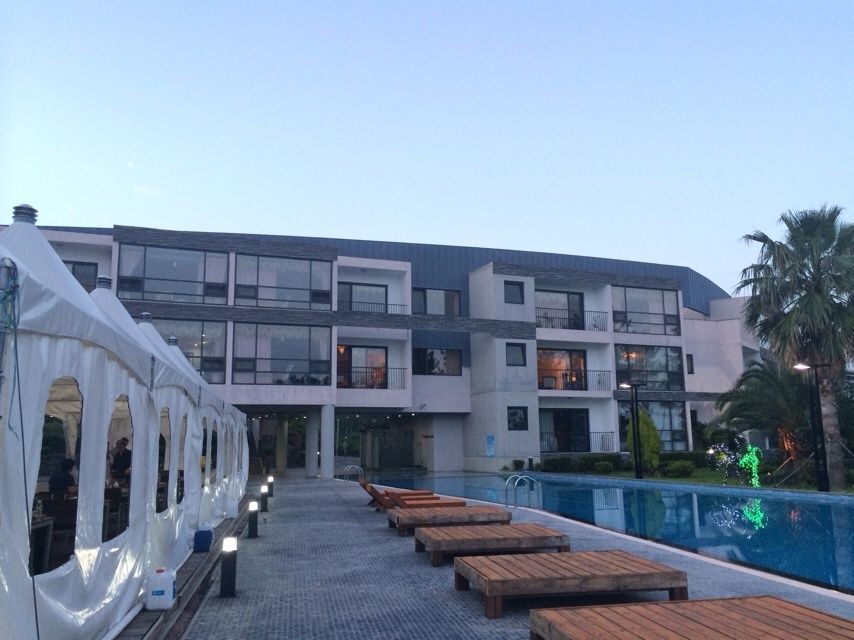 大壩袋鼠泳池別墅酒店和溫泉度假村