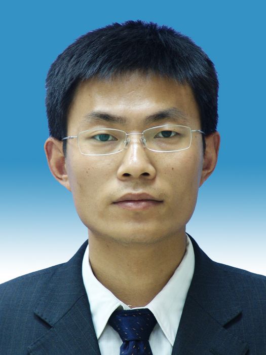 徐欣(國網蘇州供電公司電纜運檢中心主任、黨支部書記) 徐欣(國網蘇州供電公司電纜運檢中心主任、黨支部書記)