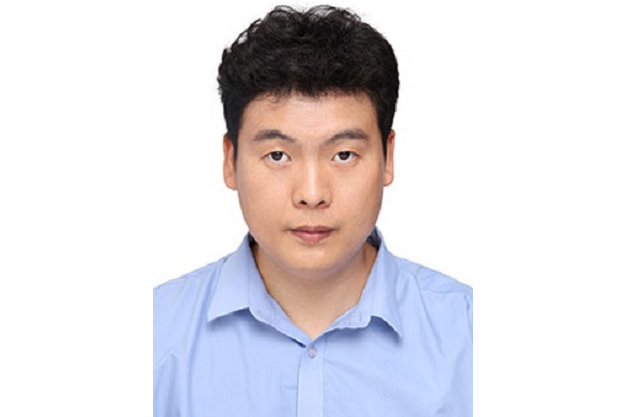 封春亮 封春亮
