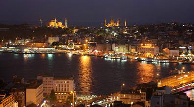 伊斯坦堡(伊斯坦堡（土耳其最大城市和港口）)