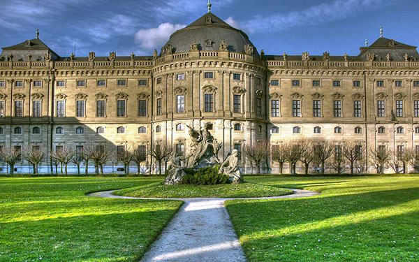 德國維爾茨堡宮、宮廷花園和廣場