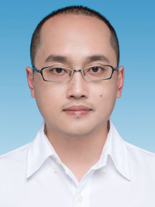 楊義(海南省海口市瓊山區區委常委、區政府常務副區長) 楊義(海南省海口市瓊山區區委常委、區政府常務副區長)