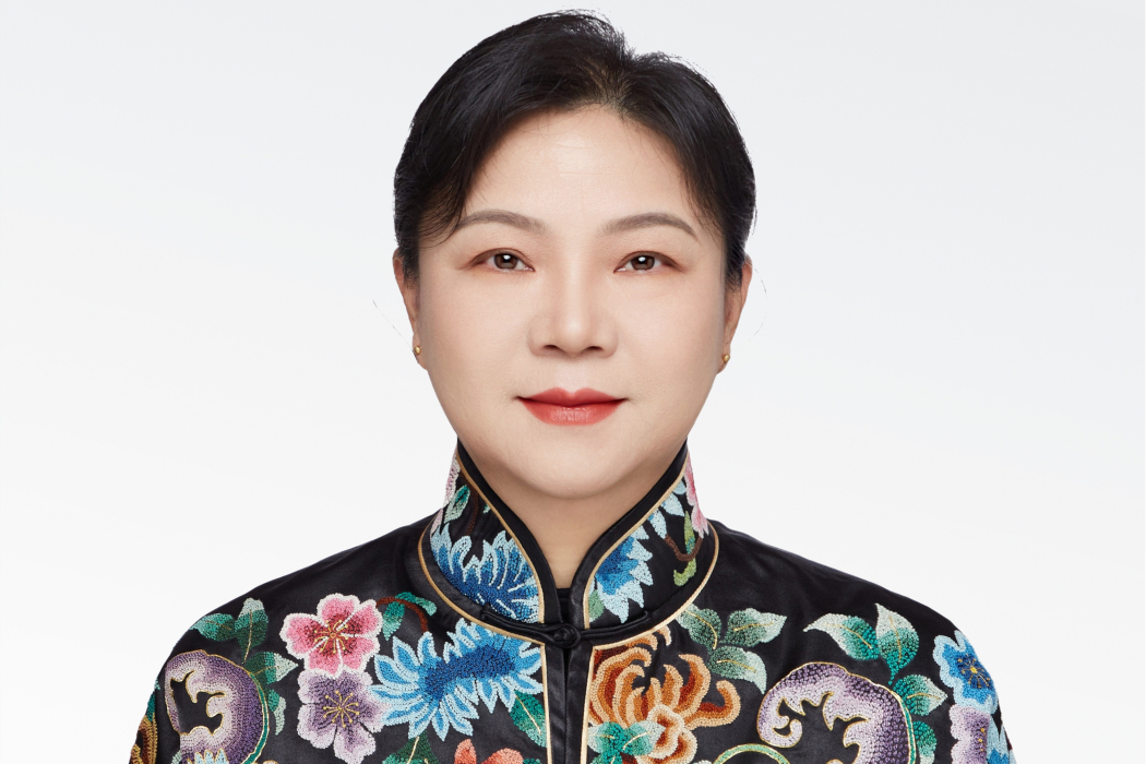 周萍(文學藝術家) 周萍(文學藝術家)