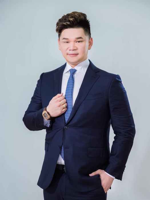 Eddie Chong Eddie Chong