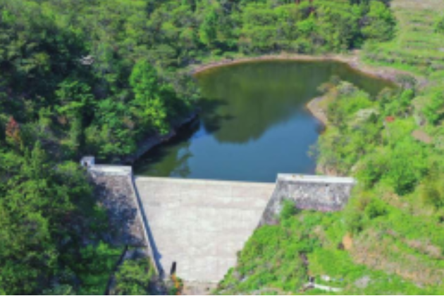 楊灣水庫(長江水系舉水河支流上的小(2)型水庫) 楊灣水庫(長江水系舉水河支流上的小(2)型水庫)
