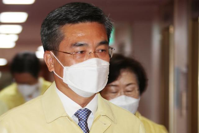 徐旭(韓國國防部原長官) 徐旭(韓國國防部原長官)