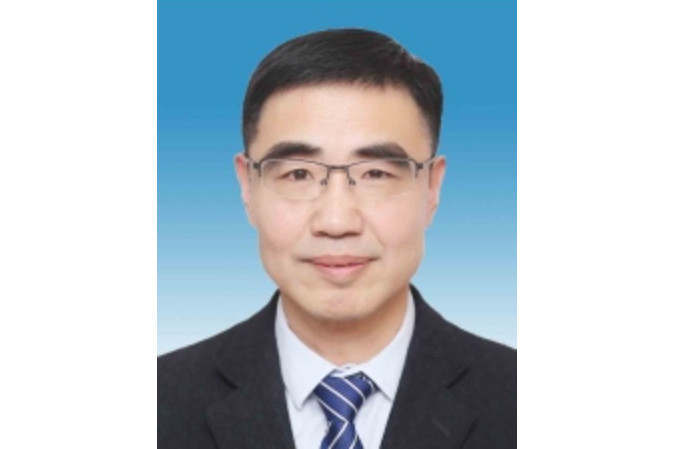 李鑫(山東省棗莊市醫保局黨組書記) 李鑫(山東省棗莊市醫保局黨組書記)