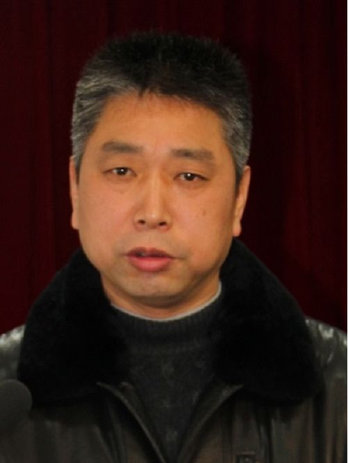 王松根(安徽省地礦局313地質隊原黨委書記、隊長) 王松根(安徽省地礦局313地質隊原黨委書記、隊長)