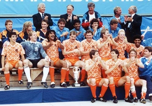 1988年歐洲杯荷蘭隊奪冠