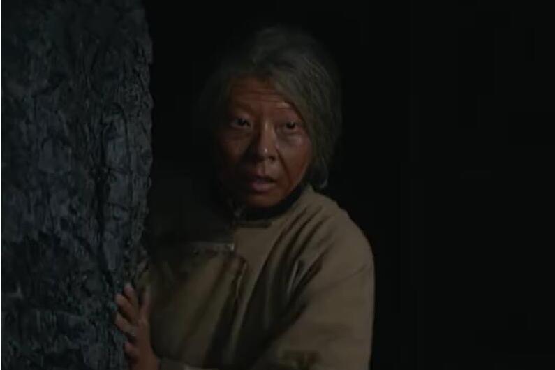 香蘭(懸疑驚悚電影《水怪2:黑木林》中的角色) 香蘭(懸疑驚悚電影《水怪2:黑木林》中的角色)