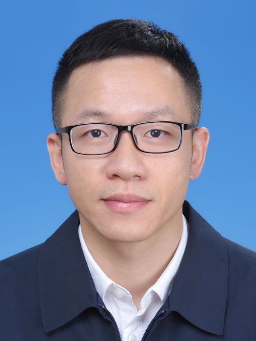 鄭群(浙江省溫州市蒼南縣沿浦鎮黨委副書記、鎮長) 鄭群(浙江省溫州市蒼南縣沿浦鎮黨委副書記、鎮長)