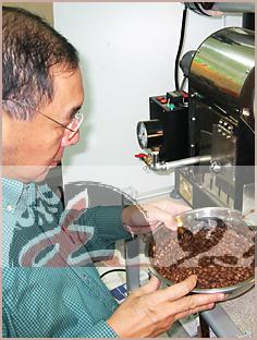 葉榮咖啡師考官