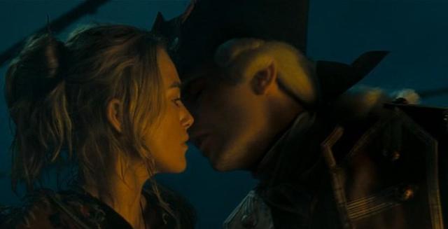 詹姆斯和伊莉莎白第一次也是最後一場接吻