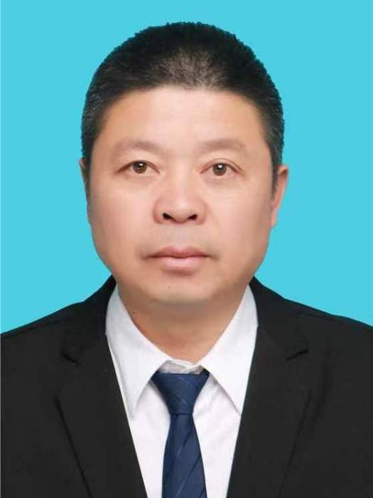 陳世鋒(安徽省桐城市應急管理局黨委委員、應急管理綜合行政執法大隊隊長) 陳世鋒(安徽省桐城市應急管理局黨委委員、應急管理綜合行政執法大隊隊長)