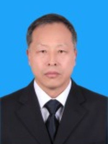 張德平(呼倫貝爾市自然資源局二級調研員) 張德平(呼倫貝爾市自然資源局二級調研員)