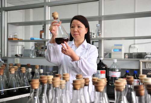 張雪霞(華北製藥股份有限公司科學家) 張雪霞(華北製藥股份有限公司科學家)