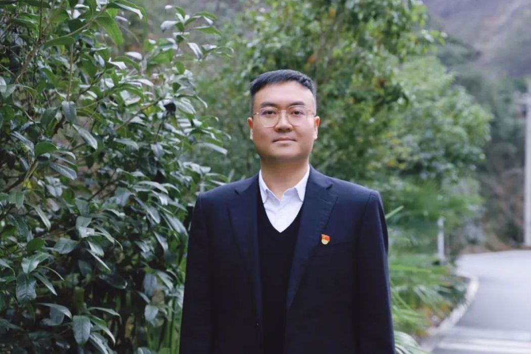 周楊(廣西桂林市資源縣梅溪鎮黨委書記) 周楊(廣西桂林市資源縣梅溪鎮黨委書記)
