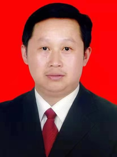 何澤民(陝西省安康市紫陽縣政協副主席、紫陽縣界嶺鎮黨委書記、四級調研員) 何澤民(陝西省安康市紫陽縣政協副主席、紫陽縣界嶺鎮黨委書記、四級調研員)