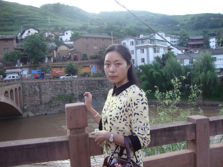 康麗娜 康麗娜