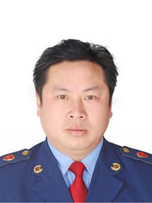 張愛民(湖北省鄂州市梁子湖區市場監督管理局黨組成員、副局長) 張愛民(湖北省鄂州市梁子湖區市場監督管理局黨組成員、副局長)