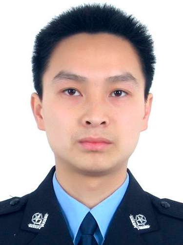 楊勇超(貴州省榕江縣公安局黨委委員、副局長、二級警長) 楊勇超(貴州省榕江縣公安局黨委委員、副局長、二級警長)