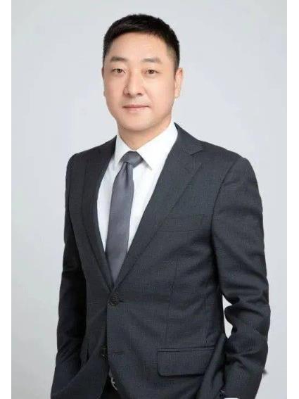 趙東升(李寧集團副總裁、財務長) 趙東升(李寧集團副總裁、財務長)