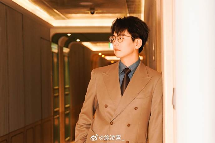 凌霄(《2024騰訊視頻星光大賞》嘉賓) 凌霄(《2024騰訊視頻星光大賞》嘉賓)