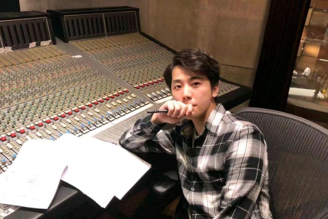 宋揚(中國內地音樂製作人、編曲人、影視配樂人) 宋揚(中國內地音樂製作人、編曲人、影視配樂人)